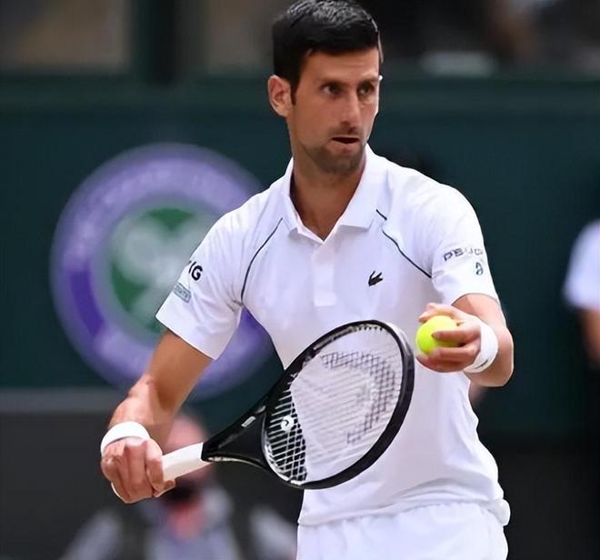 两支球队在 两支球队在